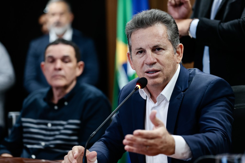 Governador ameaça rescindir contrato de empresas responsáveis pelo BRT em Cuiabá e VG