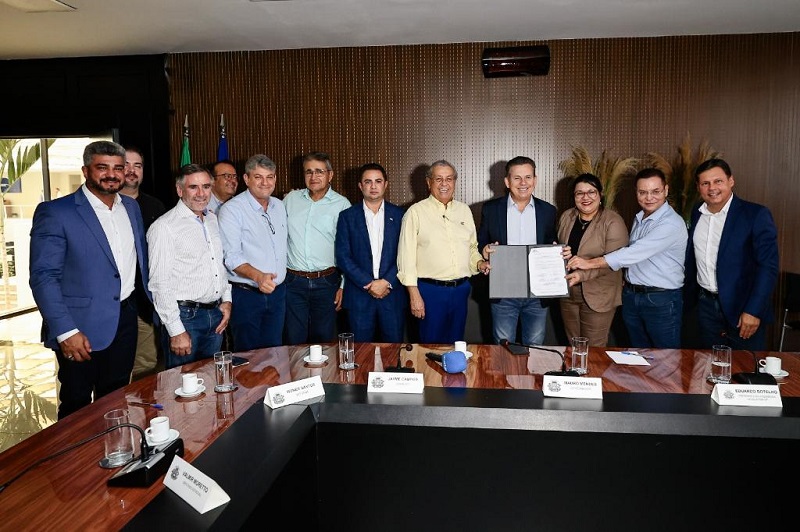 REGULARIZAÇÃO FUNDIÁRIA : Governo de MT firma parceria para regularizar mais de 10.300 imóveis na região Oeste do Estado