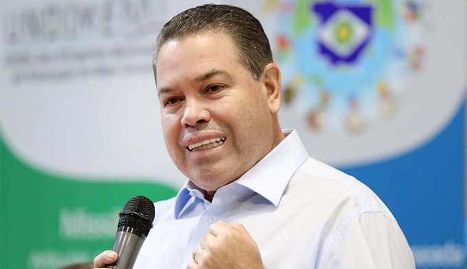 Prefeitura de VG pagou mais de R$ 5 milhões aos palhaços Patati e Patatá sem licitação