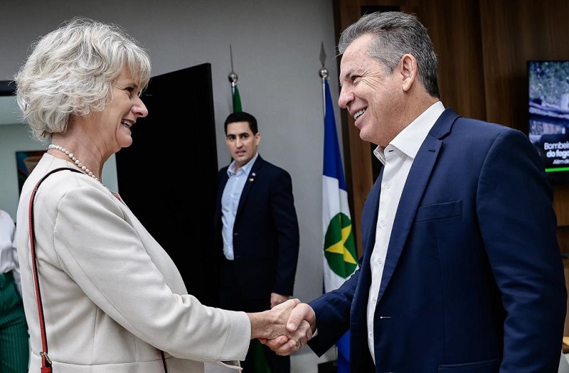 PARCEIROS COMERCIAIS: Governador apresenta potencialidades de MT para embaixadora da Irlanda