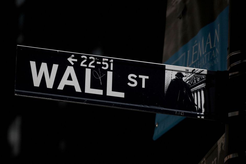 Wall Street avança depois de Powell sinalizar corte de juros no Fed