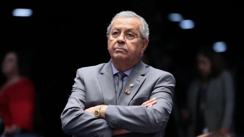 Jayme Campos cobra ação de Lira para votação da mudança de receita de MEIs