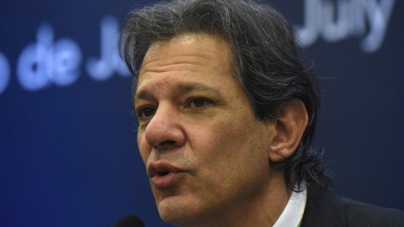 Déficit do governo em julho está em linha com metas, diz Haddad