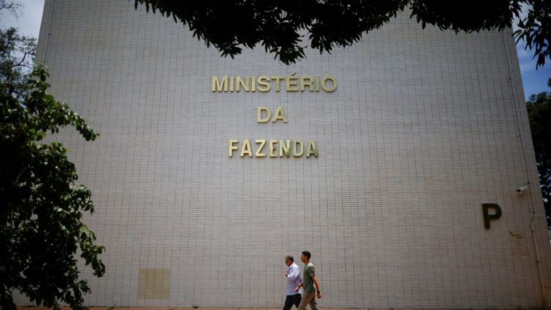 Fazenda deve rever para cima crescimento do PIB para acima de 2,5%, diz Haddad
