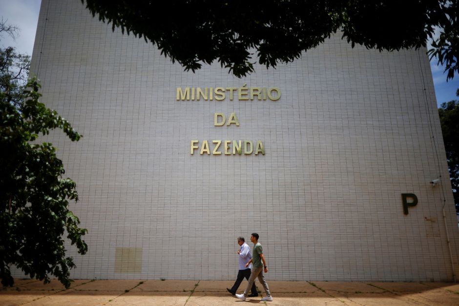 Fazenda deve rever para cima crescimento do PIB para acima de 2,5%, diz Haddad