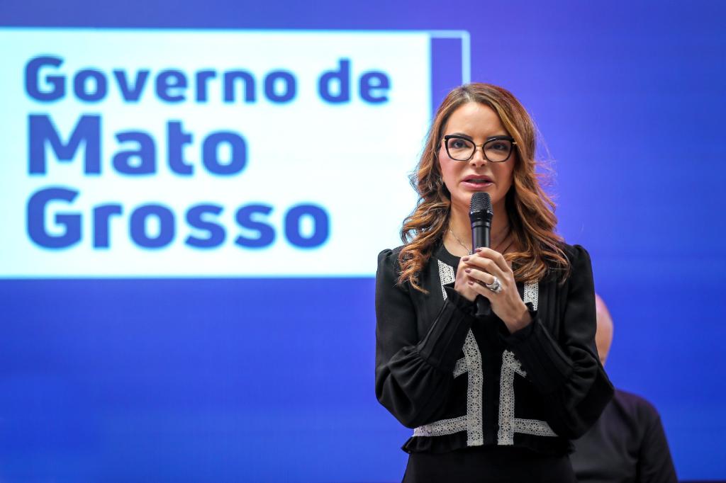 CONGRESSO: Leis contra feminicídio precisa ser mais duras diz Virginia Mendes