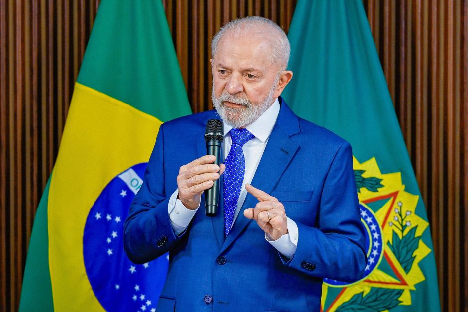 Lula diz não haver explicação para Selic no nível atual e afirma que Campos Neto desagradou o país