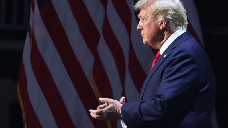 Trump perdeu US$ 800 milhões desde que Harris entrou na corrida pela Casa Branca