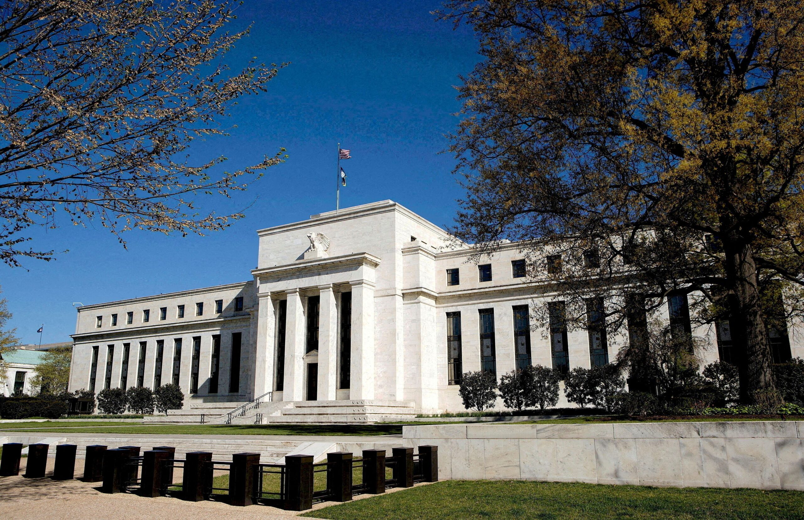 Atividade econômica dos EUA ficou quase estável nas últimas semanas, diz Fed