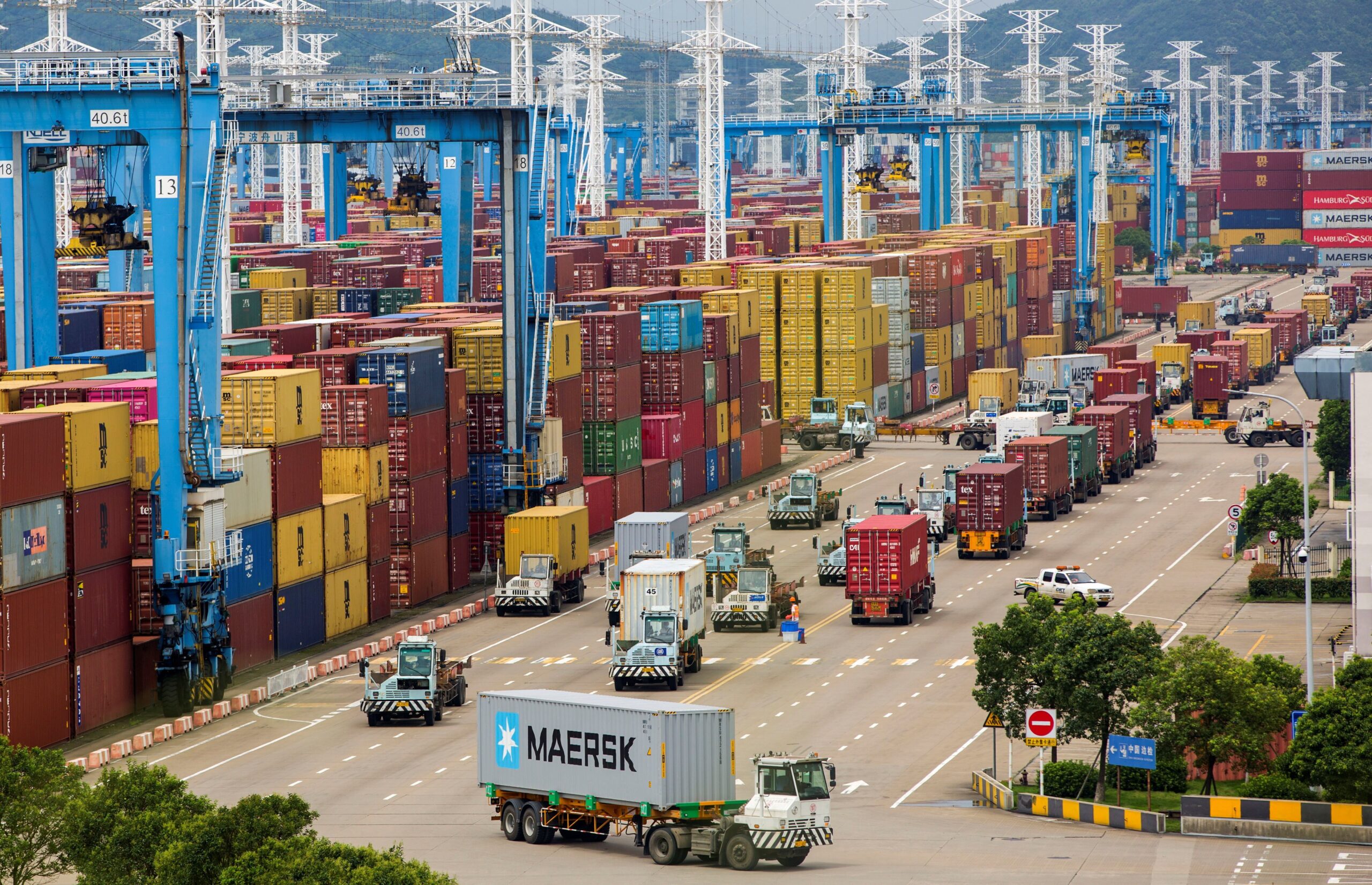 Atividade industrial da China volta a crescer em outubro, mostra PMI do Caixin
