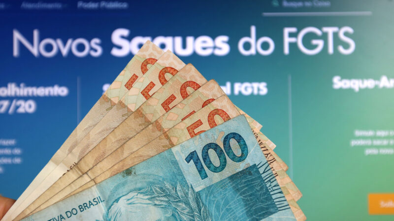 Na mira do governo, saque-aniversário consumiu “um ano“ de Minha Casa, Minha Vida