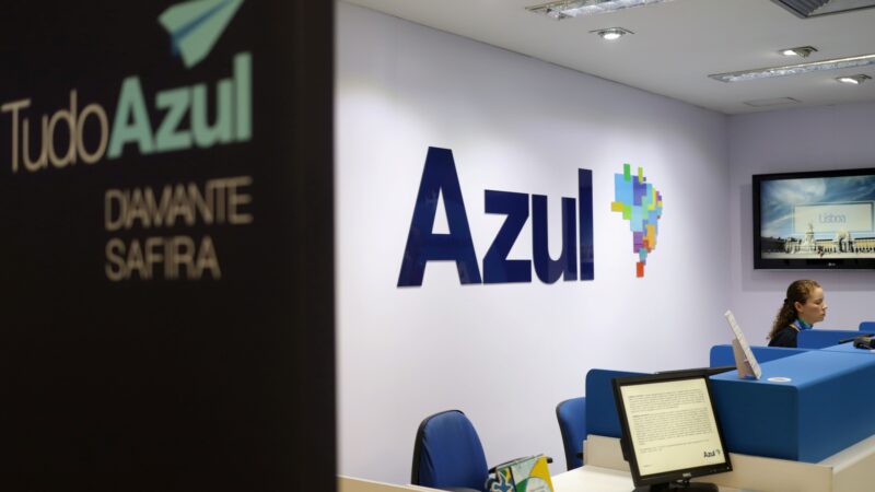 Azul quer levantar capital após acordo com credores, diz presidente