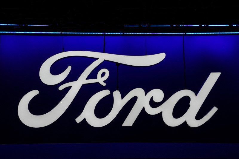 Ford tem vendas de veículos elétricos menores que de concorrentes e ação cai em NY