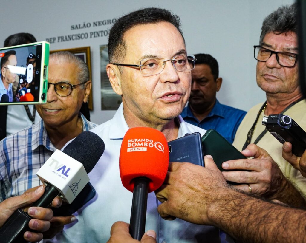Presidente da ALMT Eduardo Botelho critica extremismo da Esquerda e Direita e libera correligionários: “Votem pensando em Cuiabá”