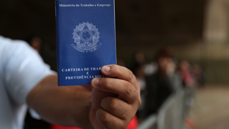 13º salário: 69,6% da indústria de SP provisionou recursos para pagamento, mostra Fiesp
