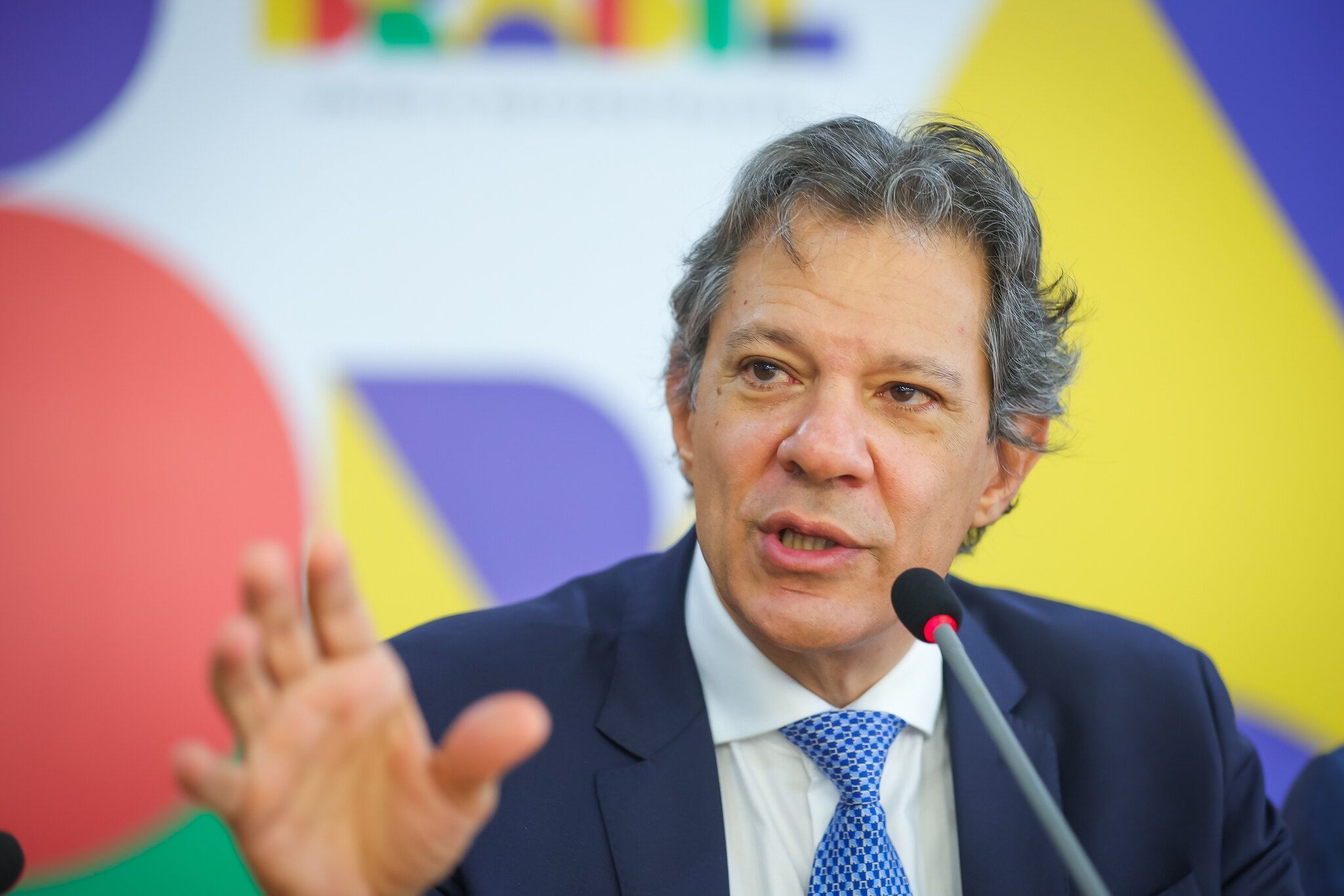 Governo irá vetar trechos que causem “problemas” de interpretação da tributária, diz Haddad