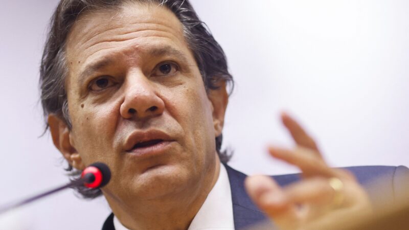 Haddad propõe taxar quem ganha mais de R$ 50 mil para compensar isenção para salários até R$ 5 mil