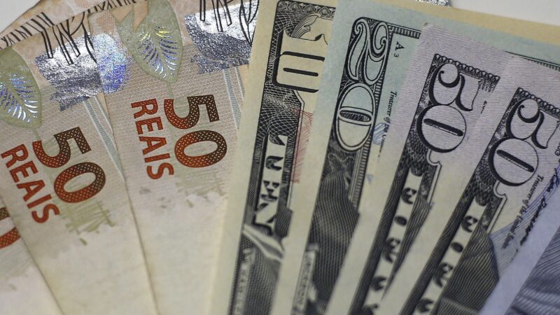 Real tem melhor desempenho de moedas contra dólar nesta quarta (6) com expectativa por ajuste fiscal