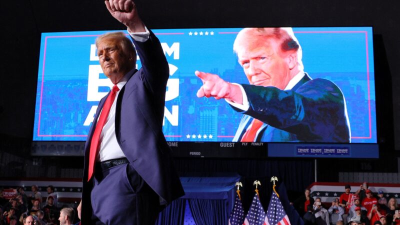 “1984“ e “O Conto de Aia“: livros sobre distopias esgotam nos EUA após eleição de Trump