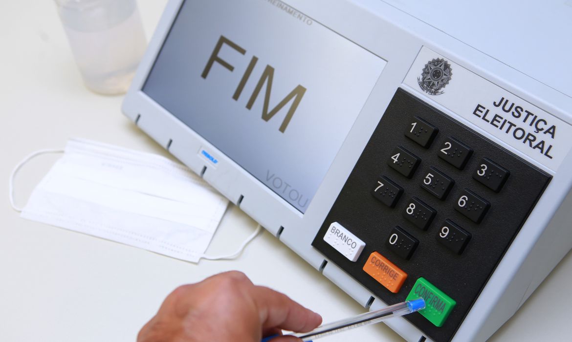 Nove cidades de MT estão entre as suspeitas de transferência em massa de títulos de eleitores