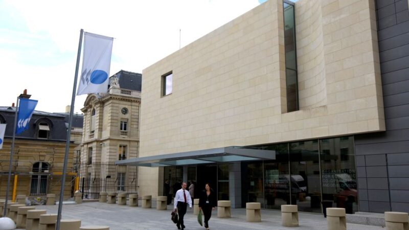 Taxa de desemprego em países da OCDE fica estável em 4,9% em outubro
