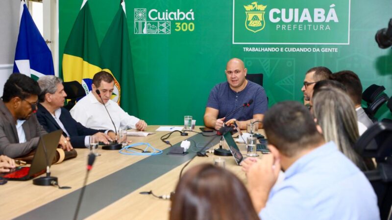 Em primeira reunião com secretariado, Abilio prioriza pagamento de salários atrasados e serviços essenciais
