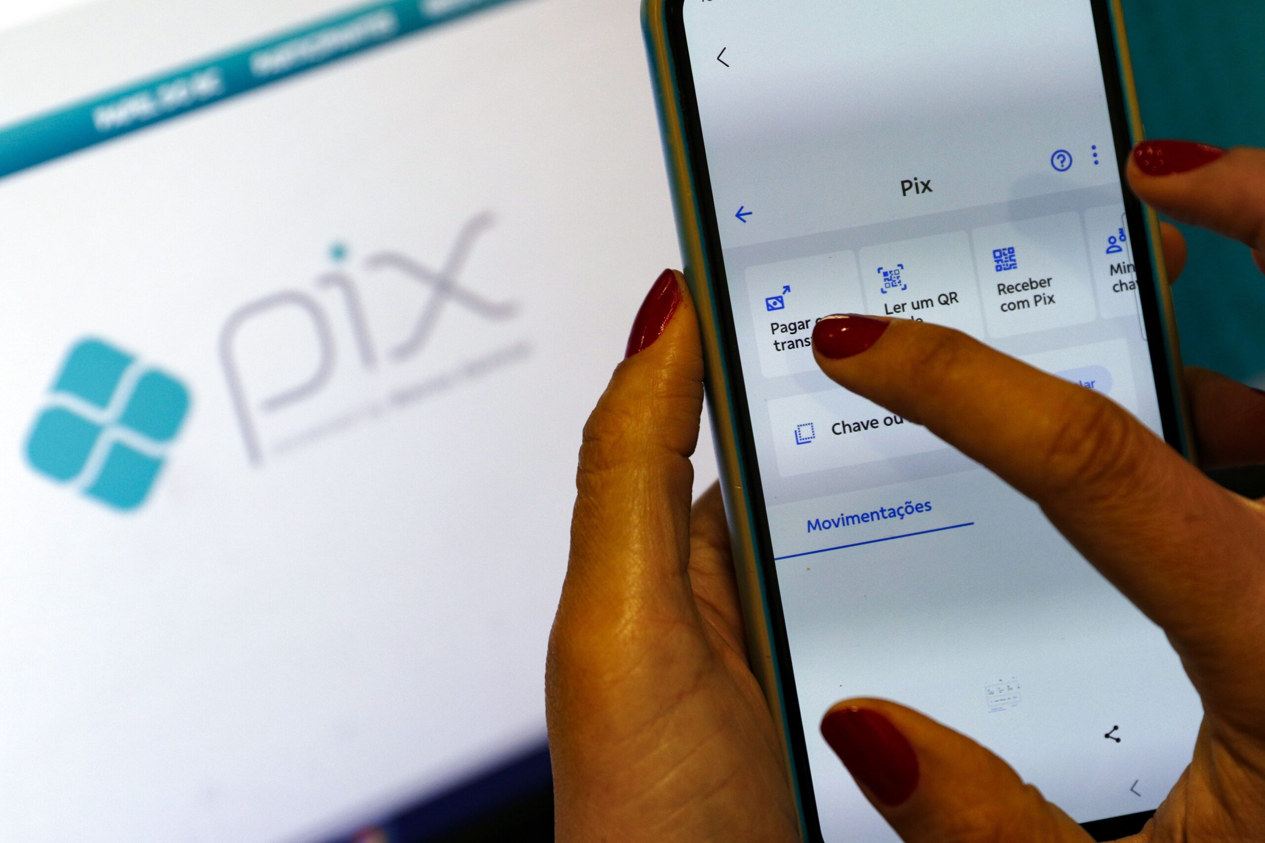 Golpes com Pix podem superar R$ 12 bi até 2028, diz estudo