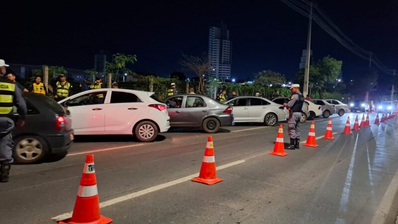 Operação Lei Seca prende sete motoristas por embriaguez e um por adulteração de veículo em Cuiabá