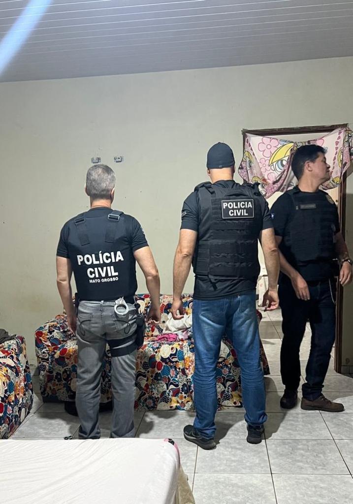 Polícia Civil cumpre sete mandados contra facção criminosa em Alto Taquari; dois homens são presos