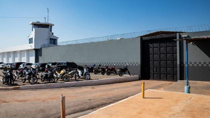 Polícia Penal apreende três celulares em alas de trabalhadores em penitenciárias da Baixada Cuiabana