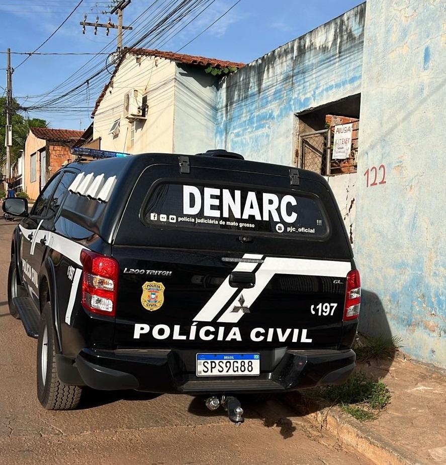 Polícia Civil cumpre buscas em casas de traficantes e prende cinco em flagrante em Cuiabá