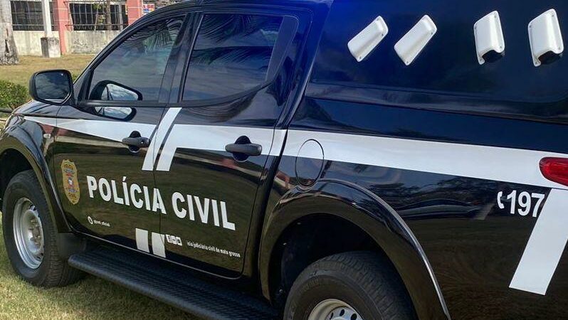 Polícia Civil prende três homens com mandados de prisão em aberto por roubos majorados