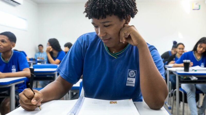 Solicitação de vaga em escolas estaduais para estudantes da Capital começa nesta quarta-feira (29)