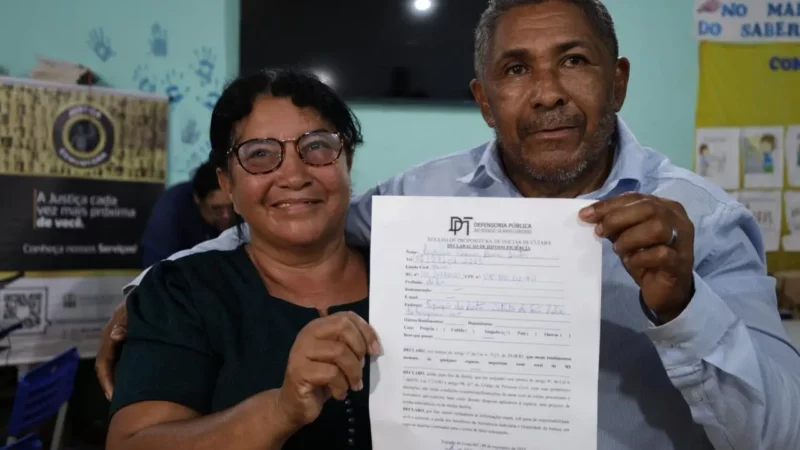 “Hoje é nossa vez”: casamentos são encaminhados e crianças tiram primeiro RG em ação do Judiciário