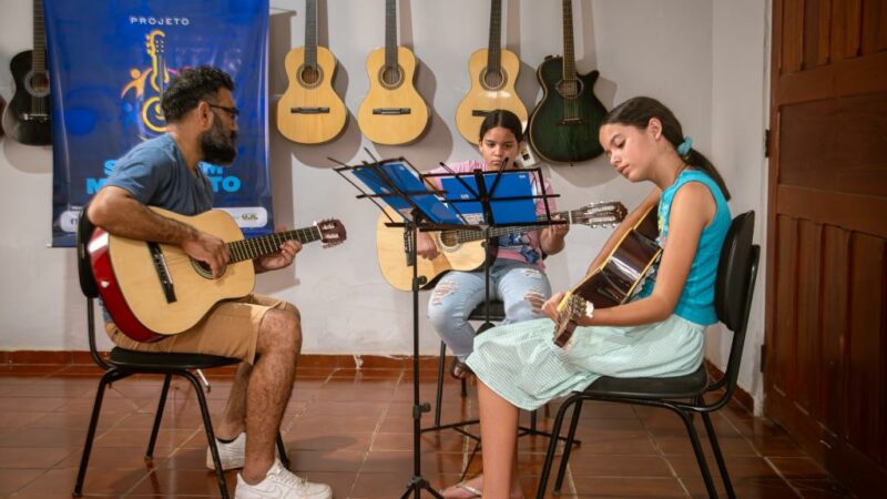 Novos talentos de Nobres se apresentam no encerramento de projeto de formação em Viola Caipira, Violão e Flauta Doce