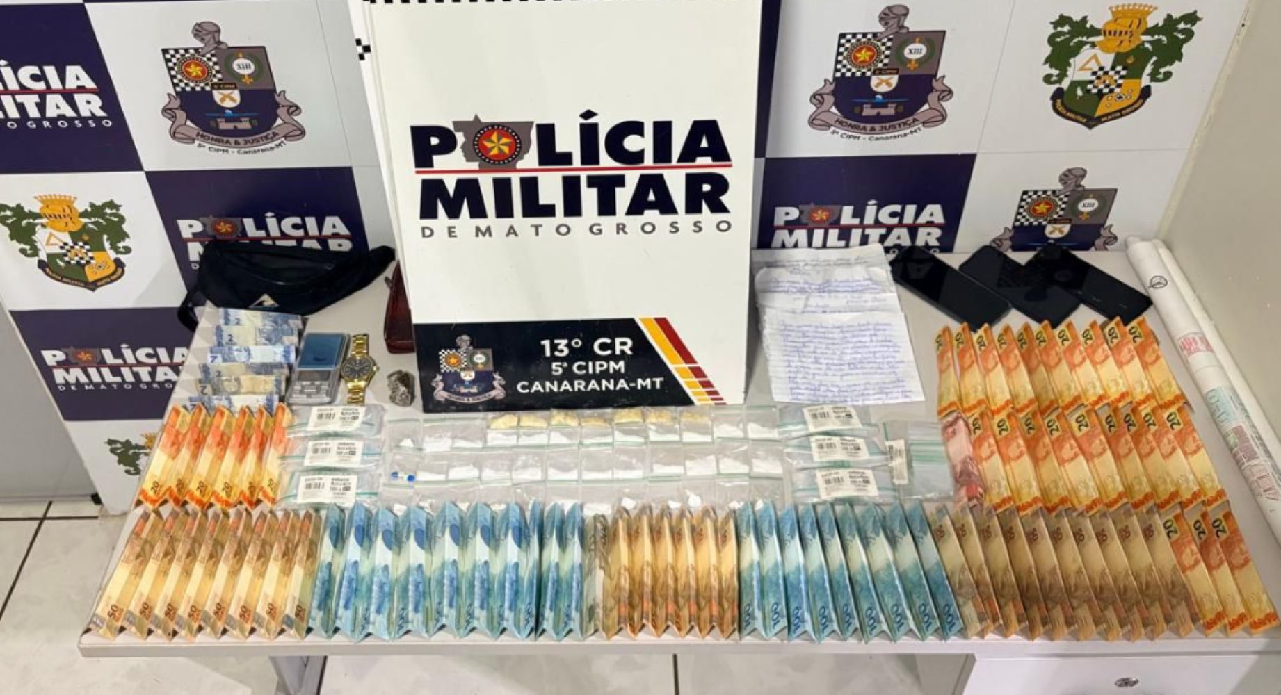 Polícia Militar prende casal de faccionados em flagrante por tráfico de drogas