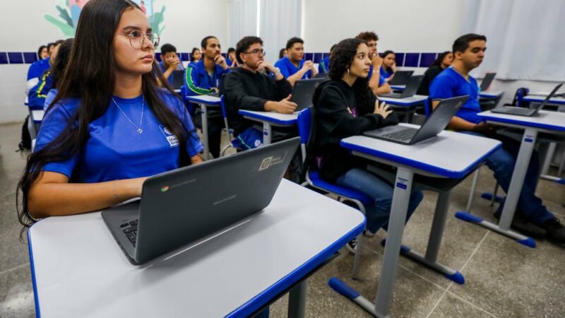Seduc abre 3 mil vagas para pós-graduação em TEA; inscrições começam nesta segunda-feira (6)