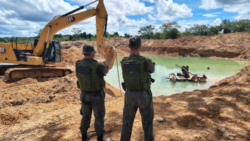 EM NOVA GUARITA: Companhia Ambiental da PM fecha garimpo ilegal e apreende equipamentos