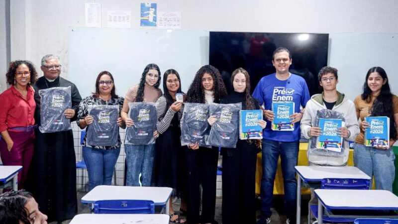 Deputado Thiago Silva prestigia aula inaugural do Cursinho Pré-Enem Professora Vilma Moreira