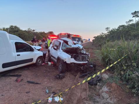 Colisão na BR-163 deixa dois mortos entre Sinop e Itaúba