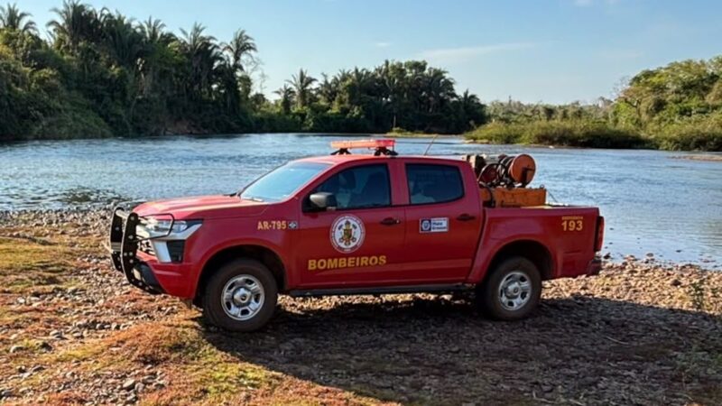 Piloto de barco que naufragou no rio São Lourenço, em Juscimeira, é identificado